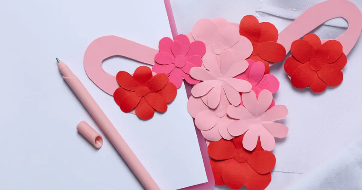 doctors coat with flowers clipboard pen uterus doctor gynecologist (1) (2)